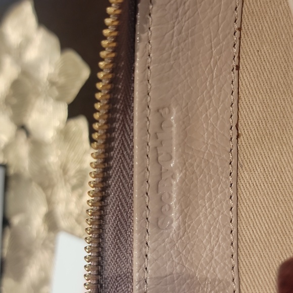 Authentic See by Chloe zippy wallet - Picture 8 of 10